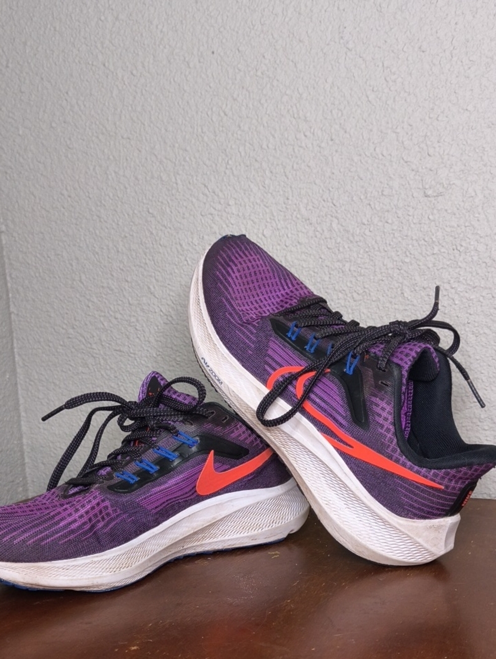 Nike Women's Purple with Orange Swoosh Running Shoes Size 6 AO